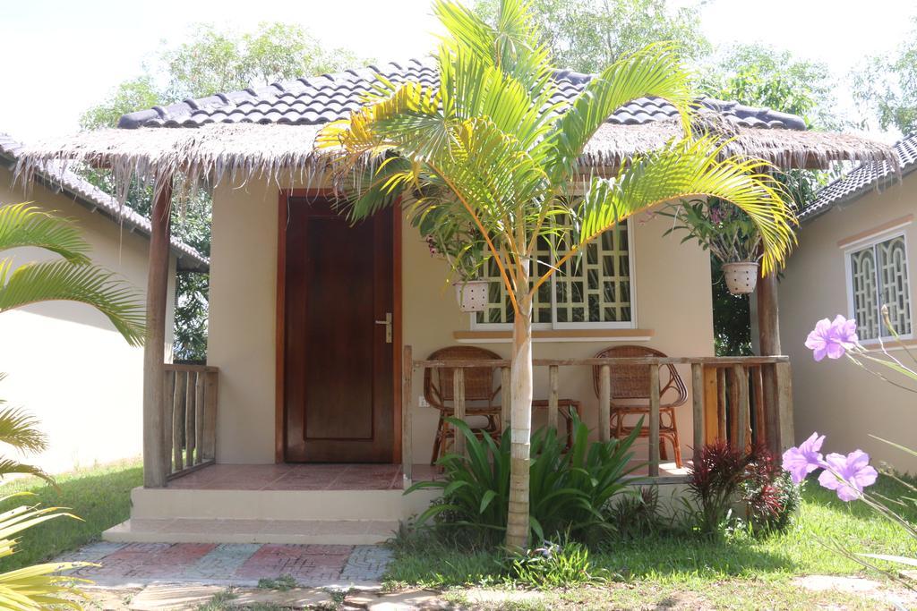 Отель The Moonflower Bungalow Сиануквиль Экстерьер фото